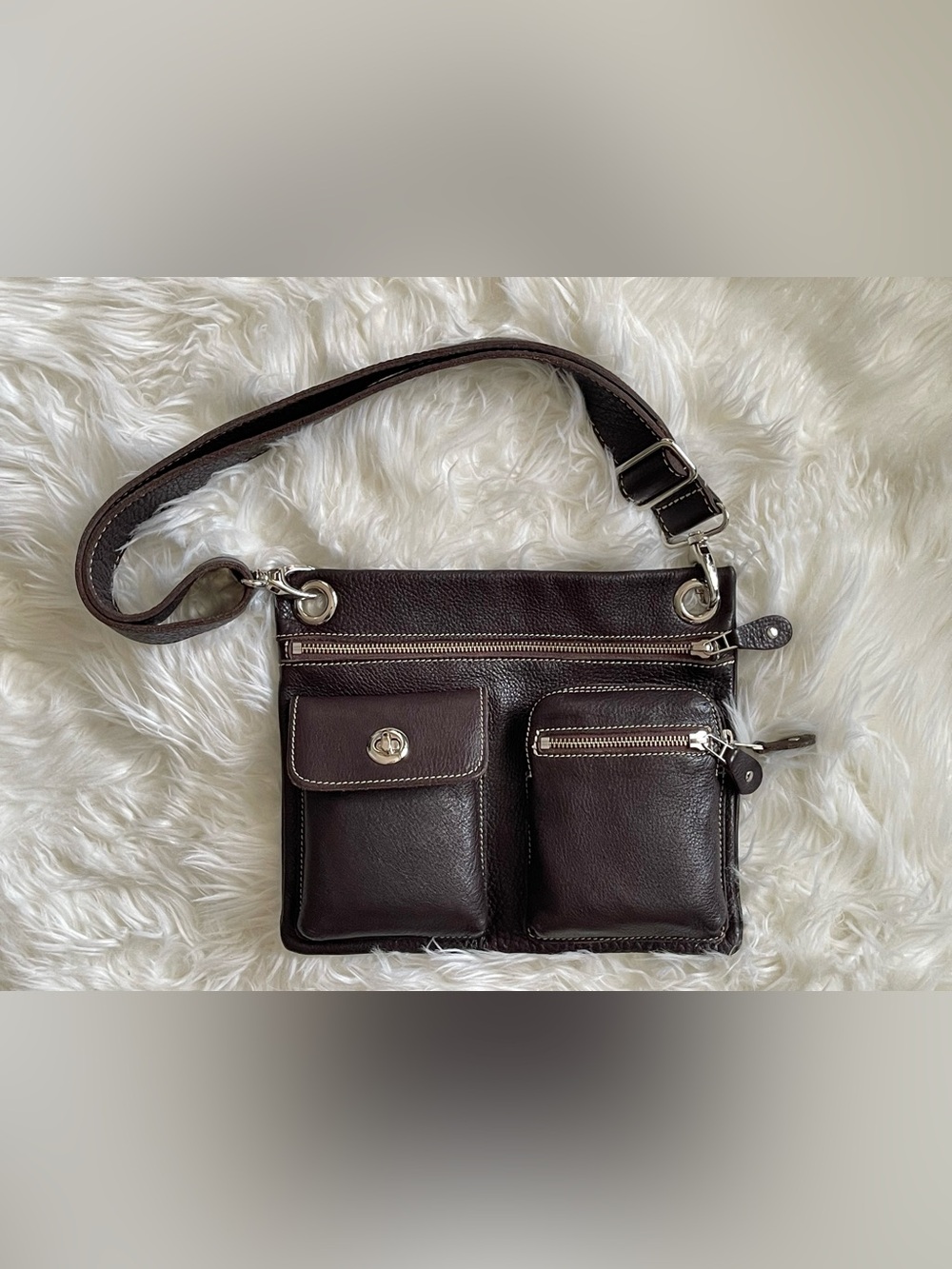 ROOTS NWOT Brown Leather Villager Bag